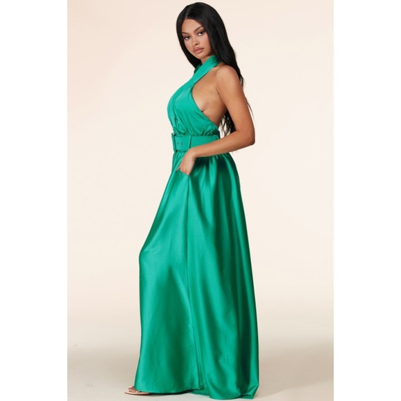 Alter neck flare leg jumpsuit - Picture 4 of 4